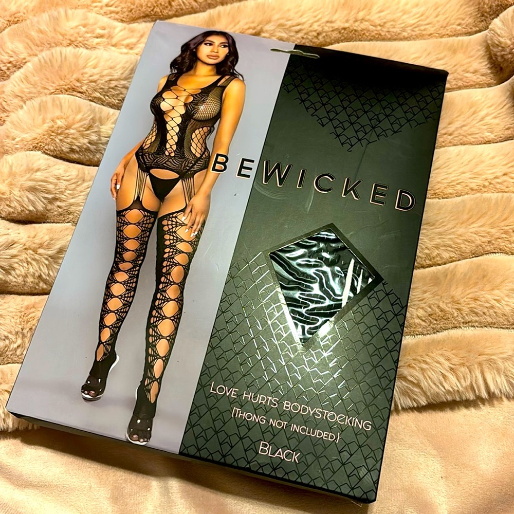 Nwt, fishnet bodystocking